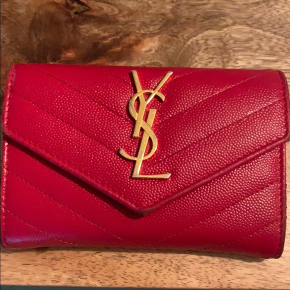 Saint Laurent Monogram Compact Wallet - Picture 3 of 11
